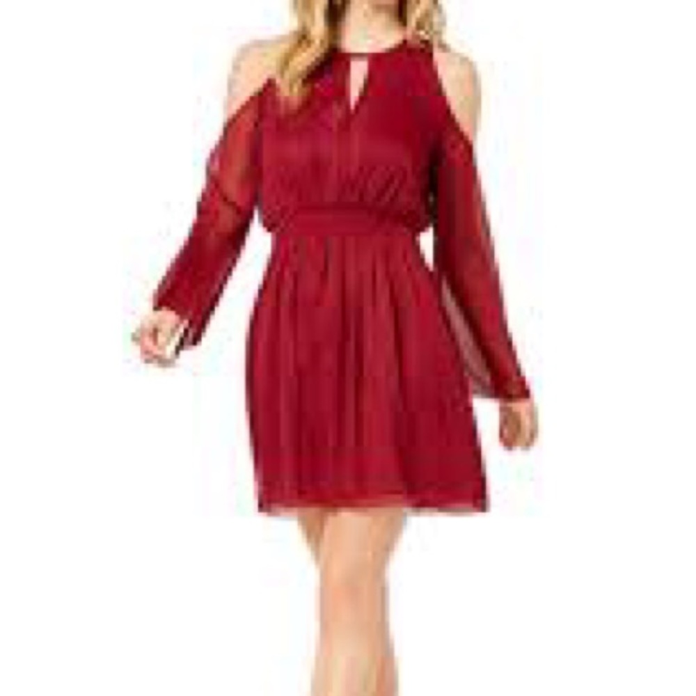 RED EVENING DRESSS